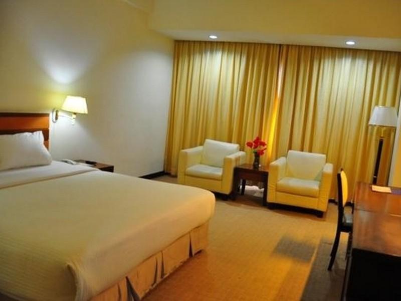 The Nagoya Plasa Redpartner Esterno foto